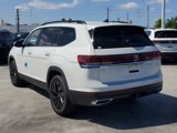 New 2025 Volkswagen Atlas SE image 2