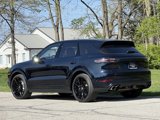 Certified 2023 Porsche Cayenne Turbo image 3