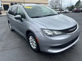 Used 2021 Chrysler Voyager Lxi image 3