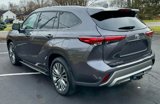 Used 2021 Toyota Highlander Platinum image 6