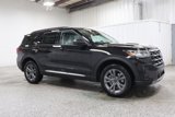 New 2025 Ford Explorer Active image 2