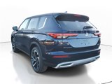 New 2025 Mitsubishi Outlander SE image 5