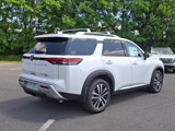 New 2025 Nissan Pathfinder Platinum image 4