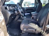 Used 2023 Jeep Gladiator Sport image 3