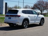 New 2025 Volkswagen Atlas SEL Premium R-Line image 2