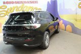 Used 2023 Buick Enclave Avenir image 5