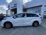 New 2025 Toyota Sienna XLE image 4