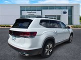 New 2025 Volkswagen Atlas SE image 4