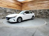 Used 2023 Hyundai Elantra SE image 3