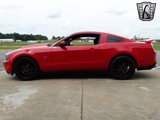 Used 2010 Ford Mustang GT image 4