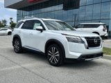 New 2025 Nissan Pathfinder Platinum image 4