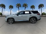 New 2025 Nissan Pathfinder Platinum w/ Cargo Package image 3