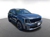 Used 2024 Kia Sorento S image 4