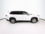 Used 2024 Toyota Grand Highlander XLE image 2