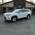 Used 2024 Toyota Grand Highlander AWD image 2