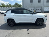 Used 2024 Jeep Compass Limited w/ High Altitude Package image 2
