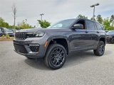New 2025 Jeep Grand Cherokee Summit image 3