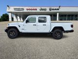 New 2025 Jeep Gladiator Sport image 3