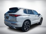 New 2025 Mitsubishi Outlander SE image 3