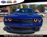 Used 2022 Dodge Challenger SXT image 2