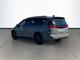 New 2025 Chrysler Pacifica Select image 5