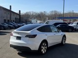 Used 2024 Tesla Model Y Long Range image 4