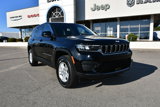 New 2025 Jeep Grand Cherokee Laredo image 3