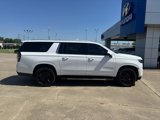 Used 2022 Chevrolet Suburban LT image 4