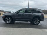 New 2025 Jeep Grand Cherokee Overland image 4