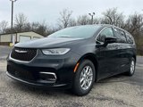 New 2025 Chrysler Pacifica Select w/ Uconnect Theater Family Group image 3