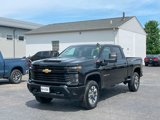 Used 2025 Chevrolet Silverado 2500 Custom w/ Custom Value Package image 2