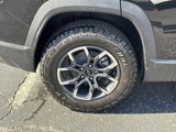 New 2025 Chevrolet Equinox ACTIV w/ Safety and Technology Package image 5