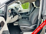 Used 2023 Chrysler Voyager LX image 3