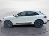Certified 2023 Porsche Macan Turbo image 2