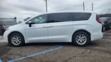 Used 2023 Chrysler Pacifica Touring-L image 5