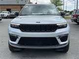 New 2025 Jeep Grand Cherokee Summit image 2