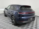 Certified 2025 Porsche Cayenne image 3