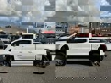 New 2026 GMC Sierra 1500 SLE image 2