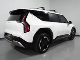 Used 2024 Kia EV9 Land image 6