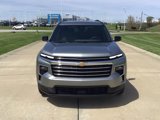 New 2025 Chevrolet Traverse LT image 2