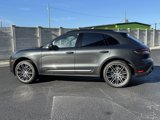 Certified 2025 Porsche Macan image 2