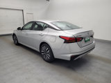 Used 2023 Nissan Altima 2.5 SV image 3