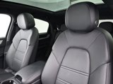 Certified 2025 Porsche Cayenne Coupe image 5