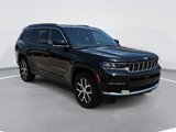 Used 2024 Jeep Grand Cherokee L Limited image 3