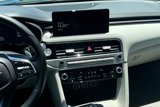 Used 2025 Genesis G70 2.5T image 3