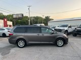 Used 2017 Toyota Sienna XLE image 6