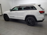 Used 2018 Jeep Grand Cherokee Laredo image 3