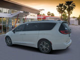 New 2026 Chrysler Pacifica Pinnacle image 5