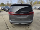 New 2025 Chrysler Pacifica Select image 6