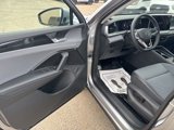 New 2025 Volkswagen Tiguan SE image 6